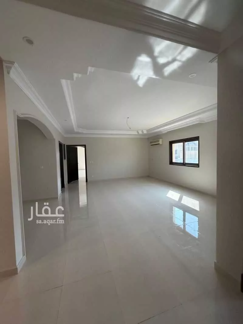 8 bedroom villa in East Beach, Eastern Province 12