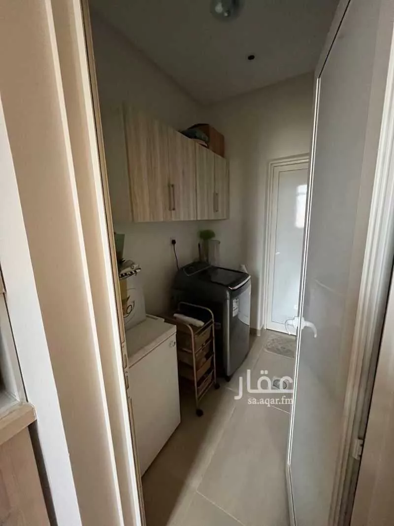 شقة 3 غرف في عرقة 4