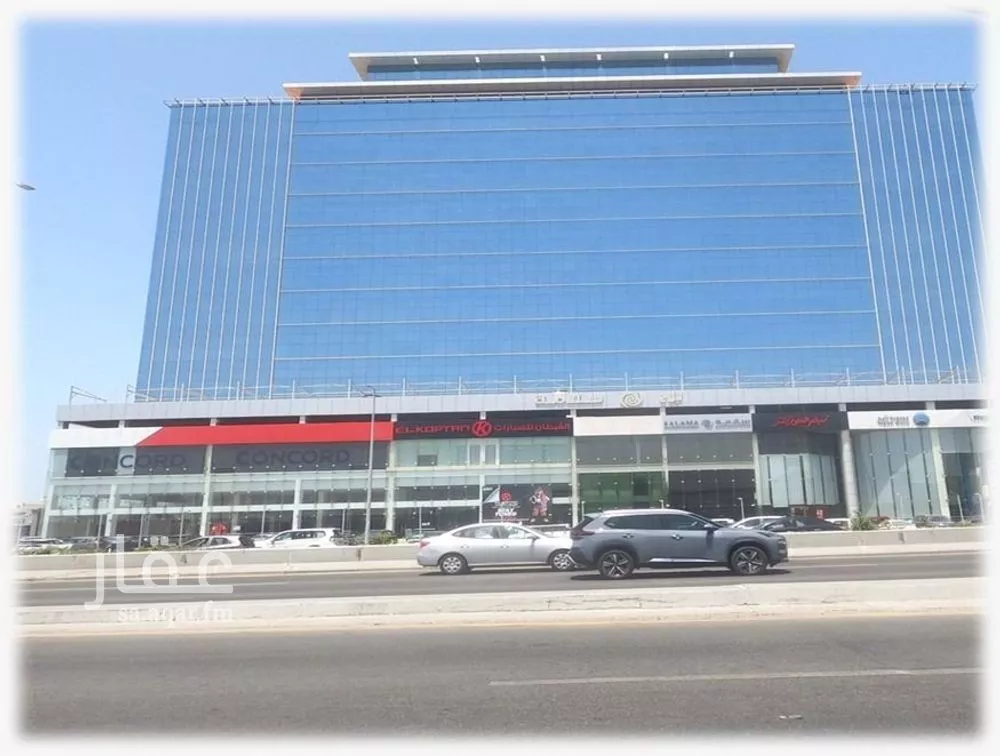 7682 sqm office in Al Salamah 4