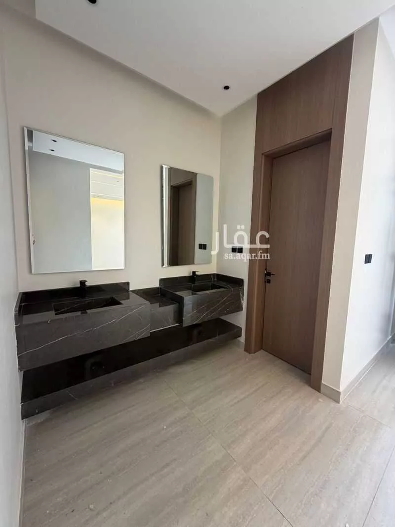 فيلا 5 غرف في الشعلة 4