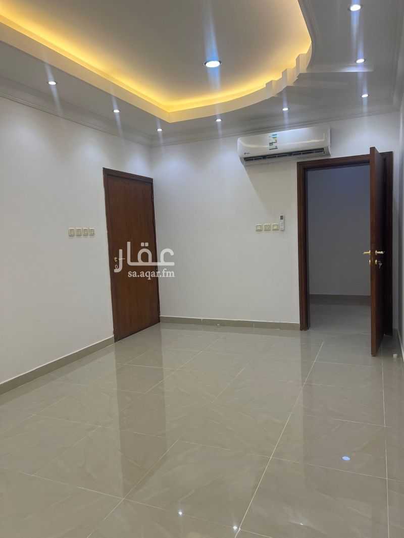 4 bedroom apartment in Hajar, Eastern Province 11