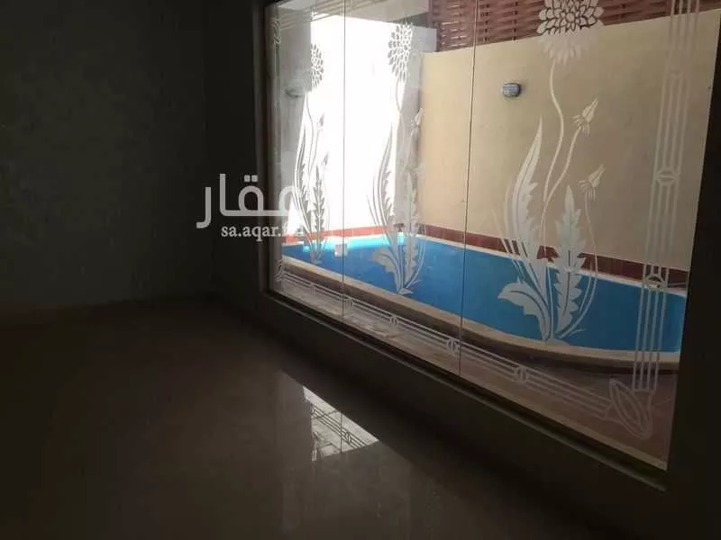 فيلا 7 غرف في الأمواج 4