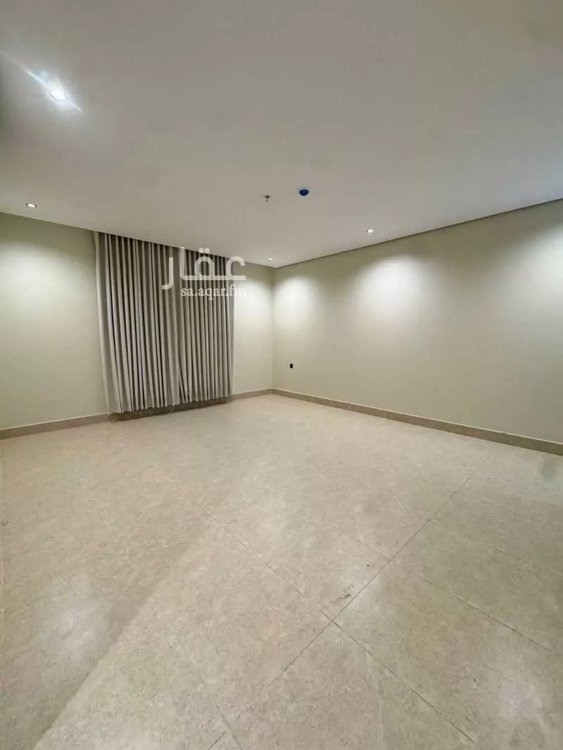 4 bedroom apartment in Taibah, Eastern Province 11