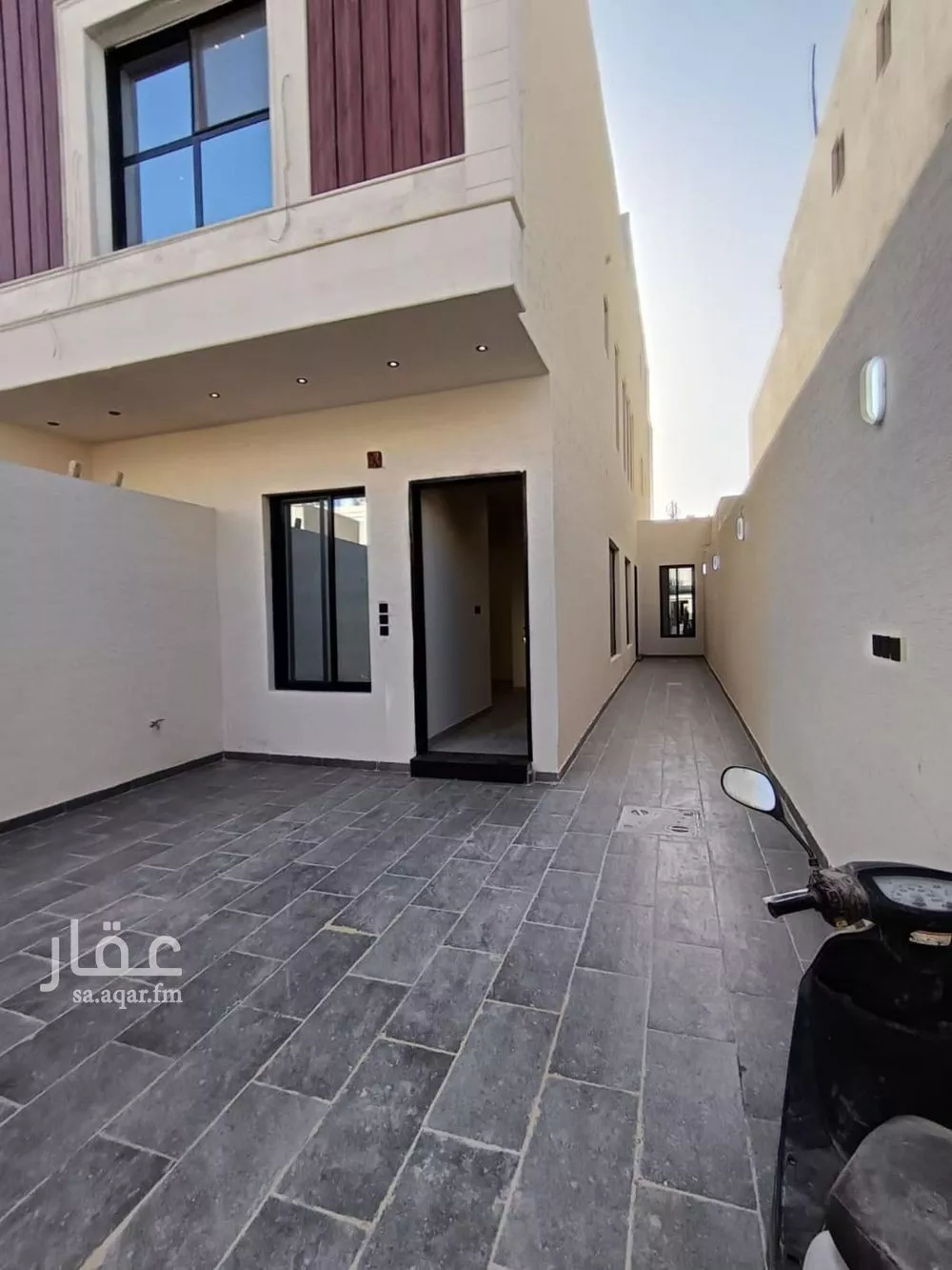 5 bedroom floor in Okaz 3