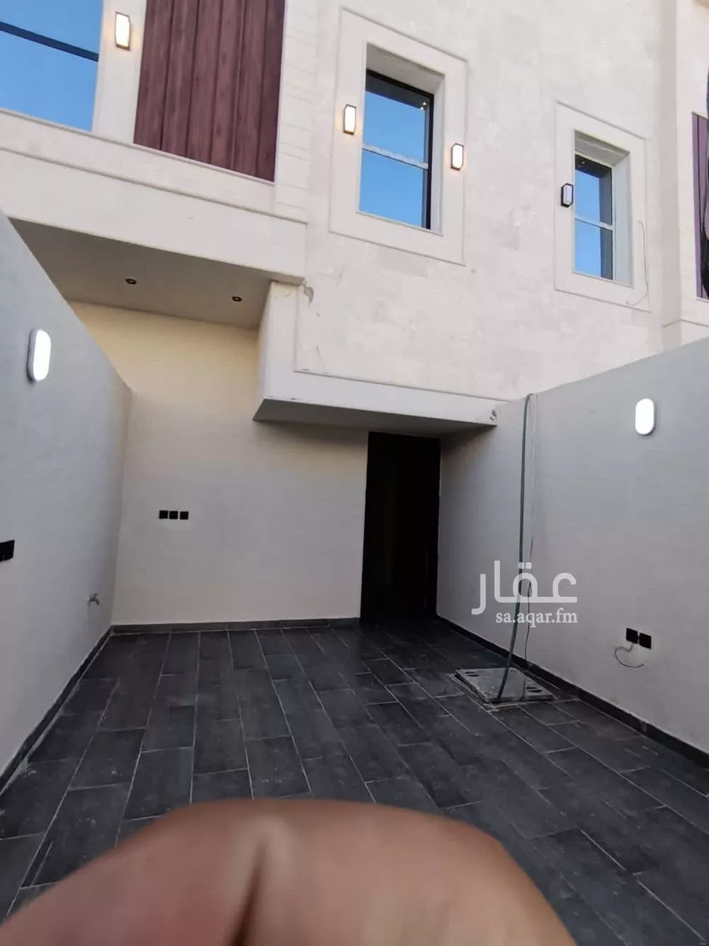 5 bedroom floor in Okaz 4