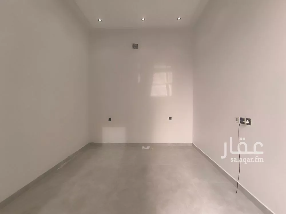 دوبلكس 6 غرف في طويق 5