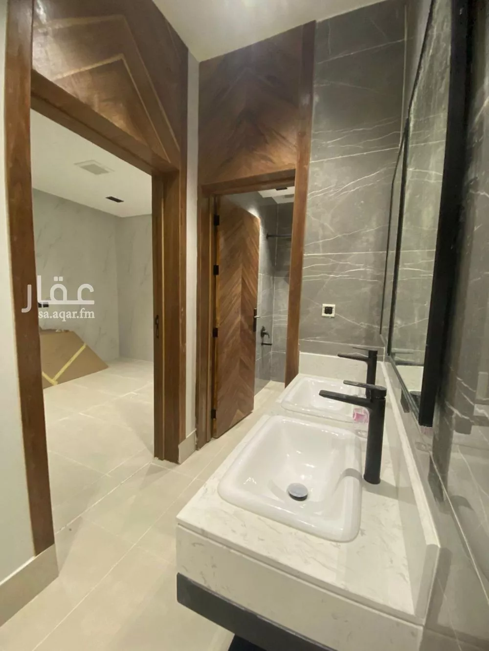 5 bedroom villa in Okaz, Riyadh 8