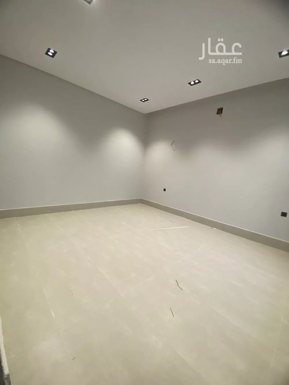 5 bedroom villa in Okaz, Riyadh 9