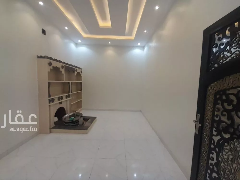 شقة 5 غرف في العارض 5