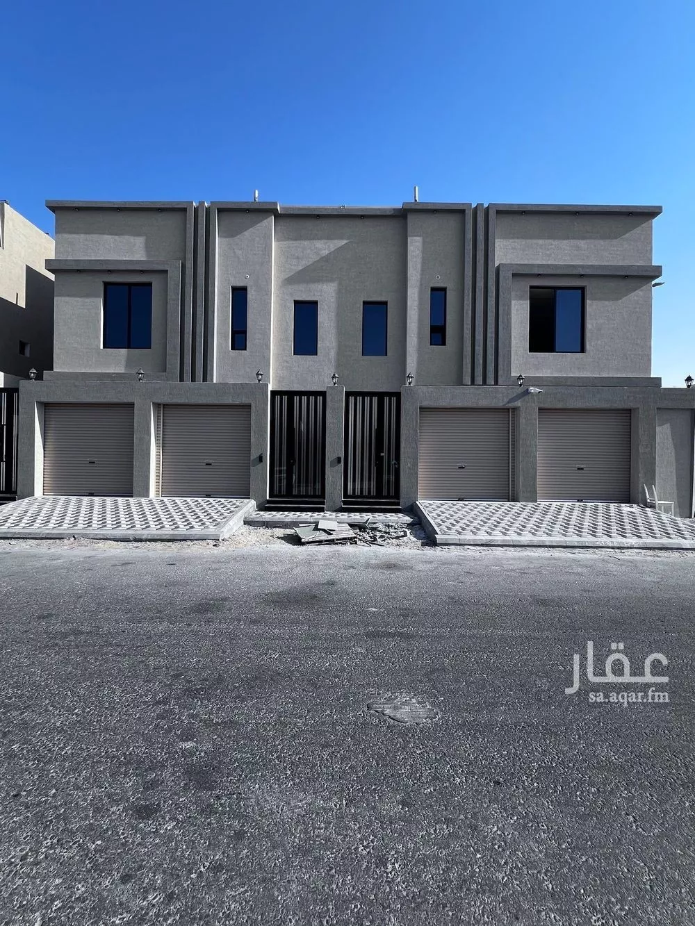 شقة 6 غرف في ضاحية الملك فهد 1