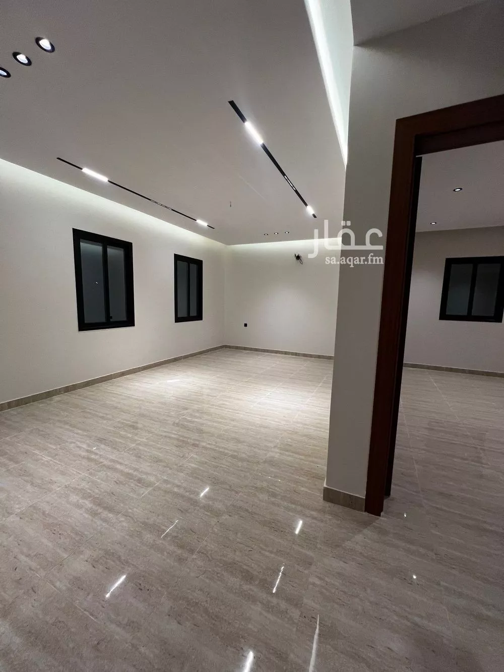 شقة 6 غرف في الندى 2