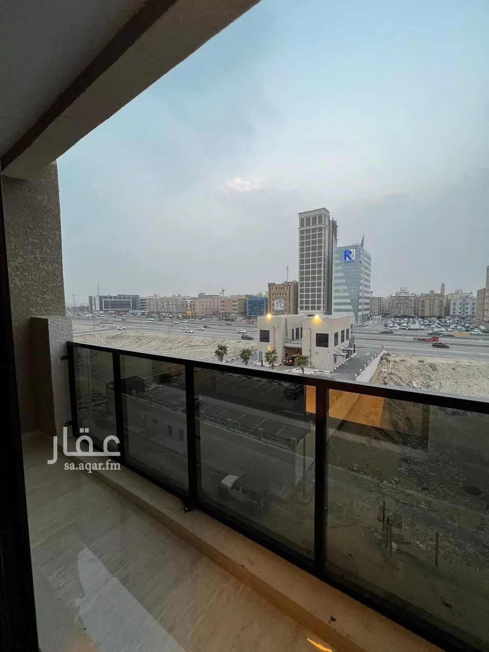 شقة 4 غرف في المنتزه 1