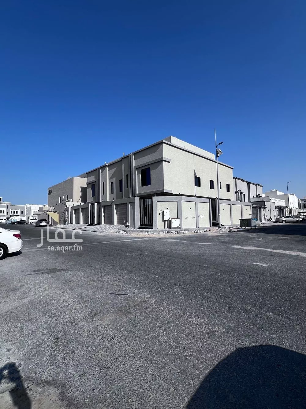 شقة 6 غرف في ضاحية الملك فهد 2