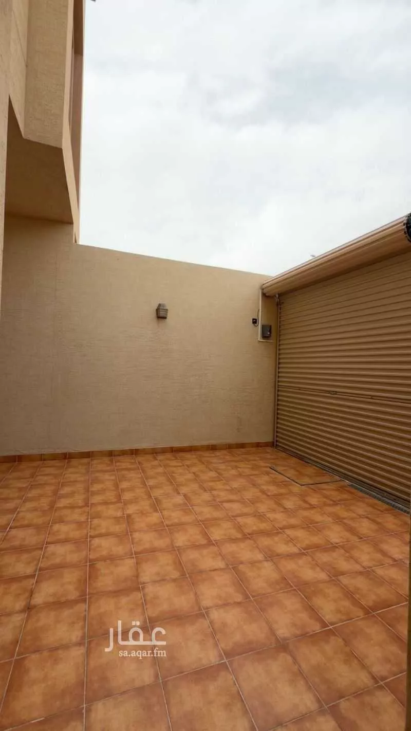 4 bedroom floor in Al Malqa 4