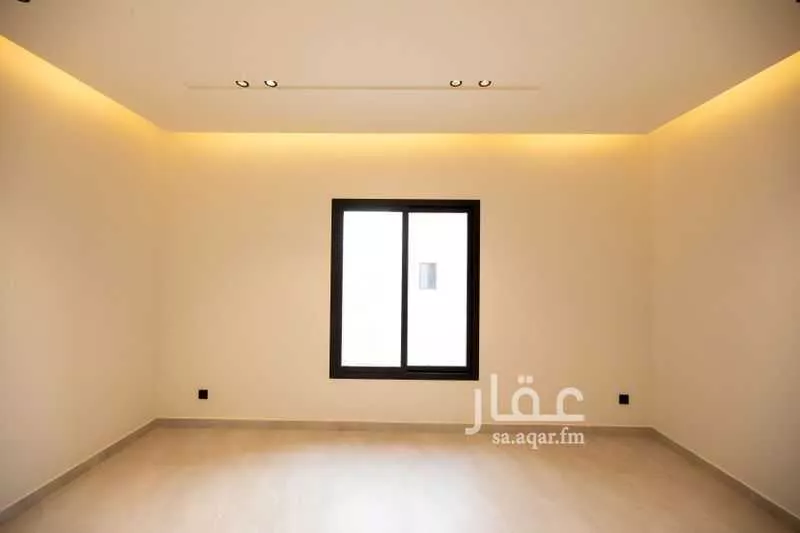 فيلا 4 غرف في الشرق 2