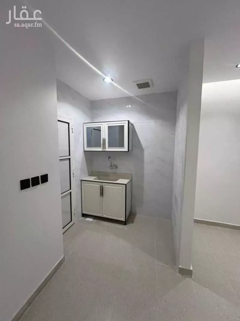 عمارة 93 م² في الشرفية 2