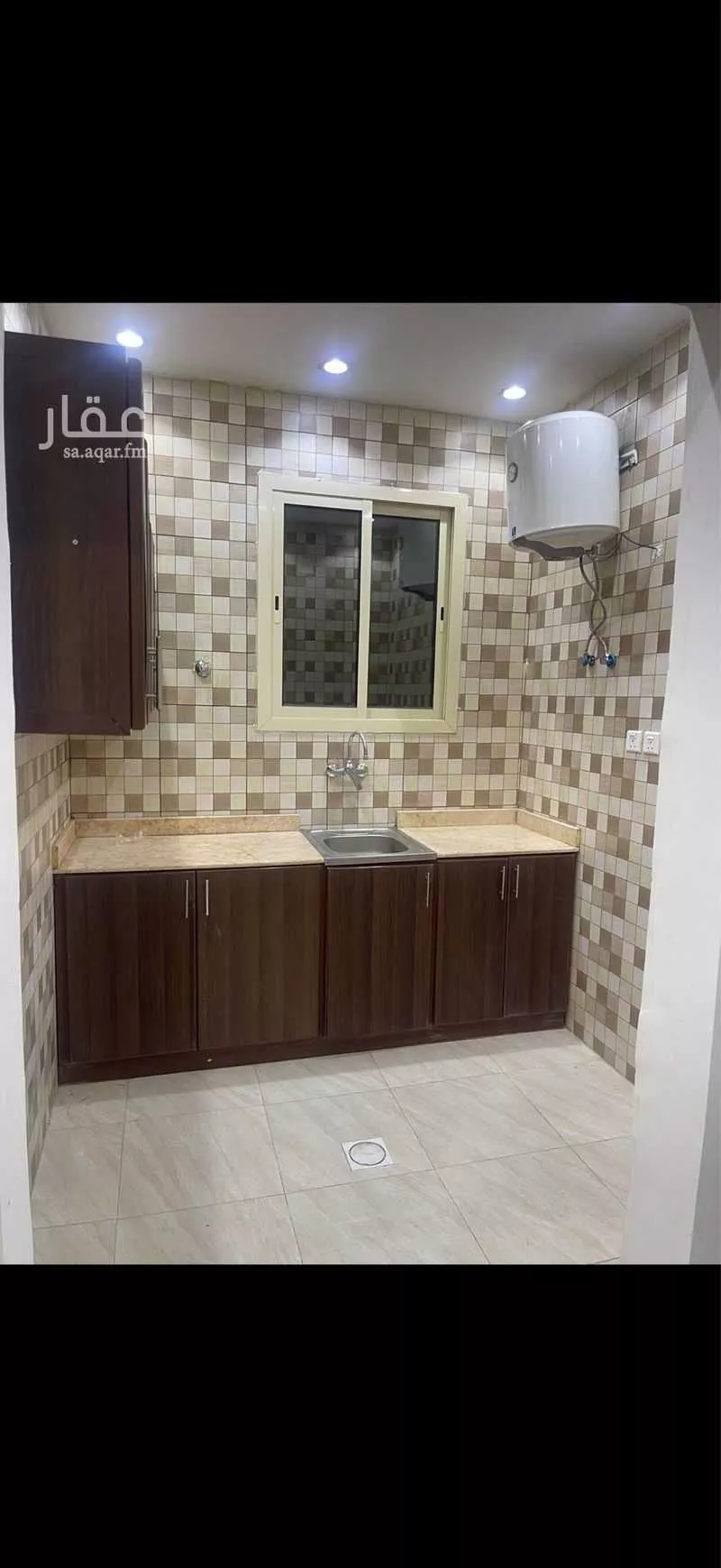 شقة 2 غرف في السعادة 4