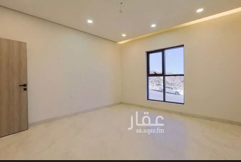 شقة 4 غرف في الرانوناء 3