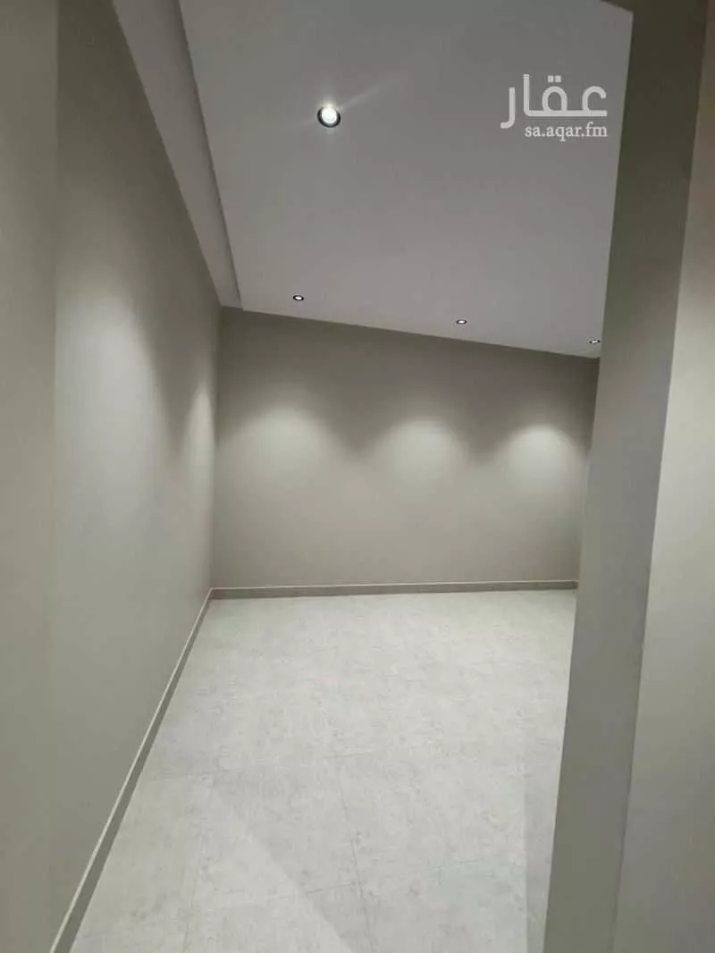 شقة 2 غرف في الرمال 3