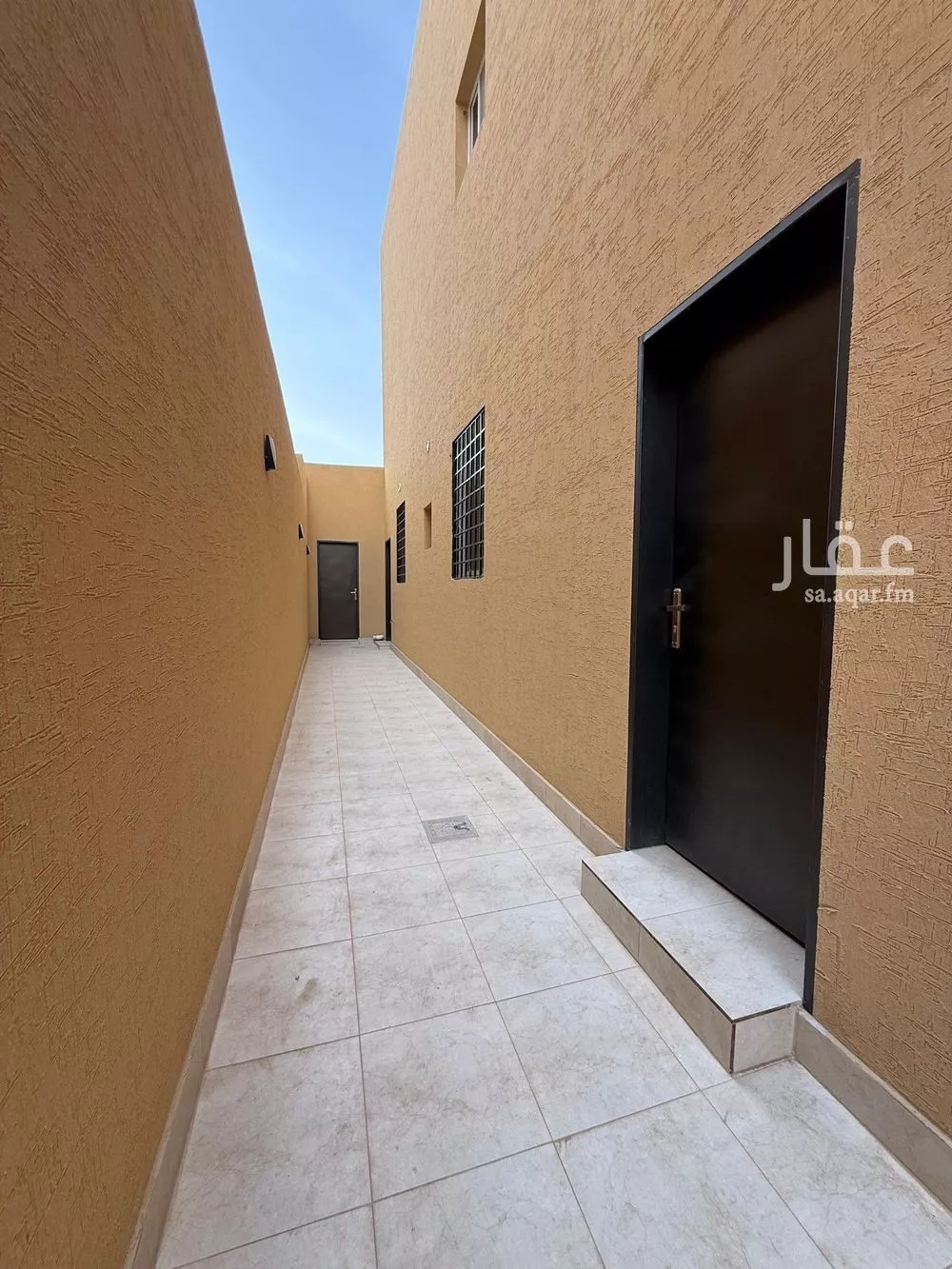 دور 5 غرف في العارض 2