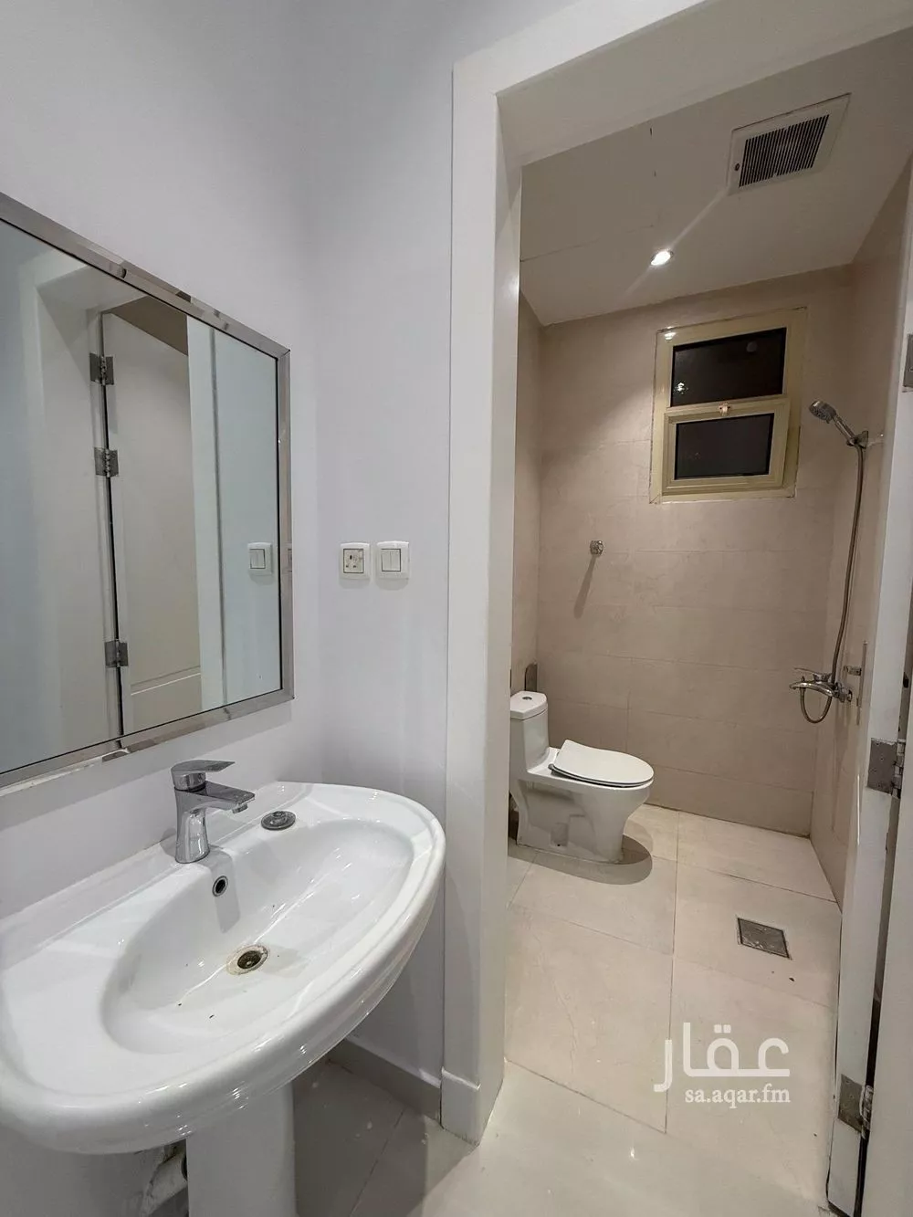 دور 3 غرف في النرجس 5