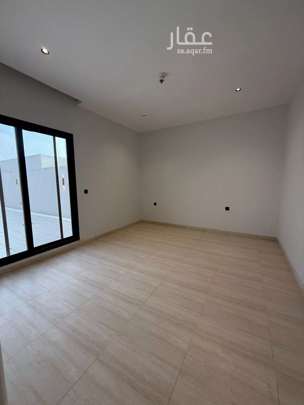 شقة 3 غرف في النرجس 5