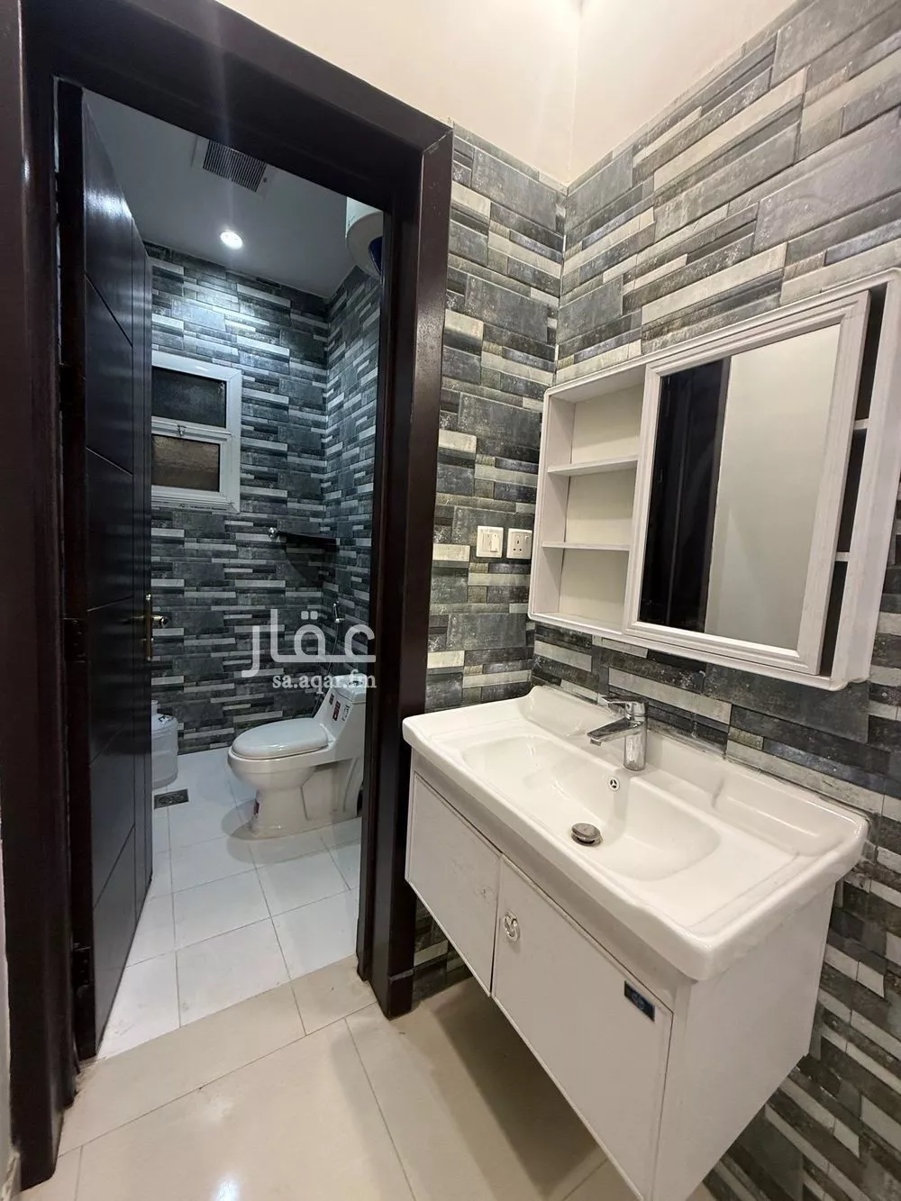 دور 3 غرف في العارض 4