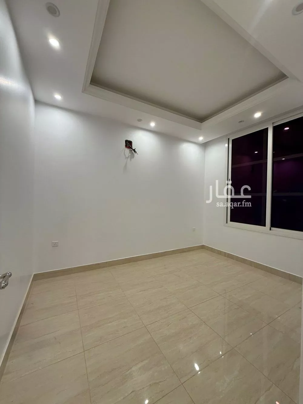 شقة 4 غرف في العارض 3