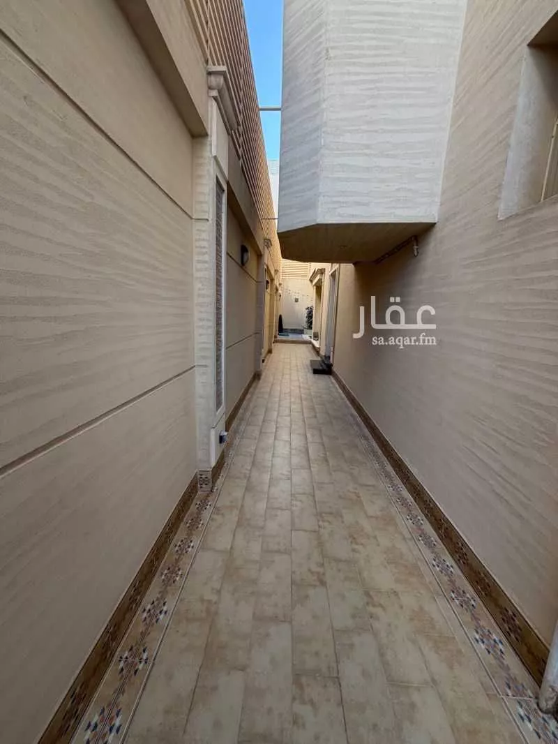 4 bedroom villa in Irqah, Riyadh 11