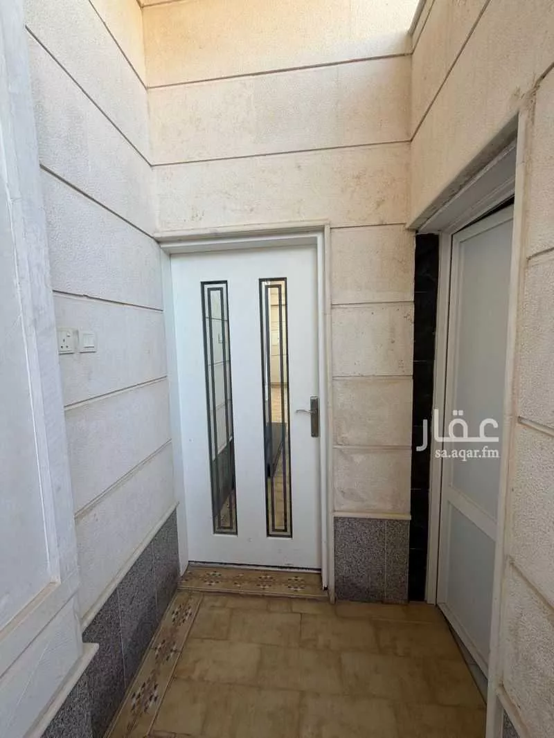 4 bedroom villa in Irqah, Riyadh 9