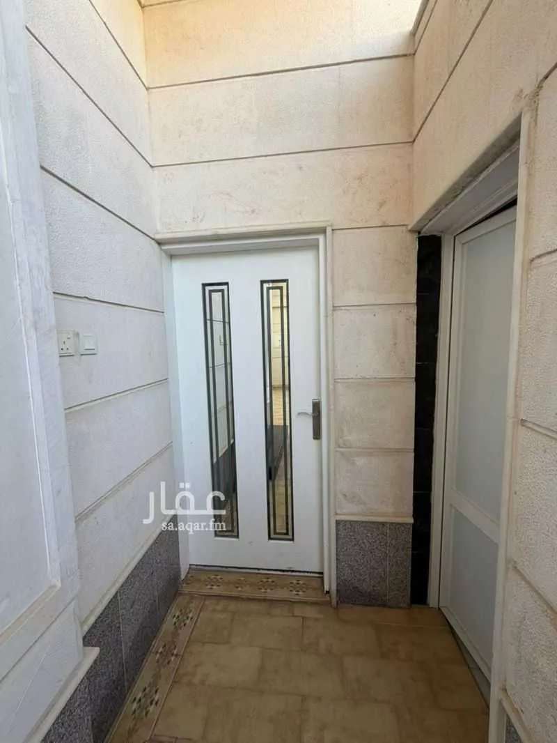 4 bedroom villa in Irqah, Riyadh 4