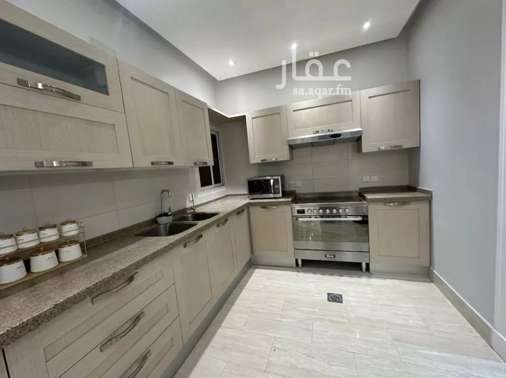 5 bedroom apartment in Al Yasmin, Riyadh 11