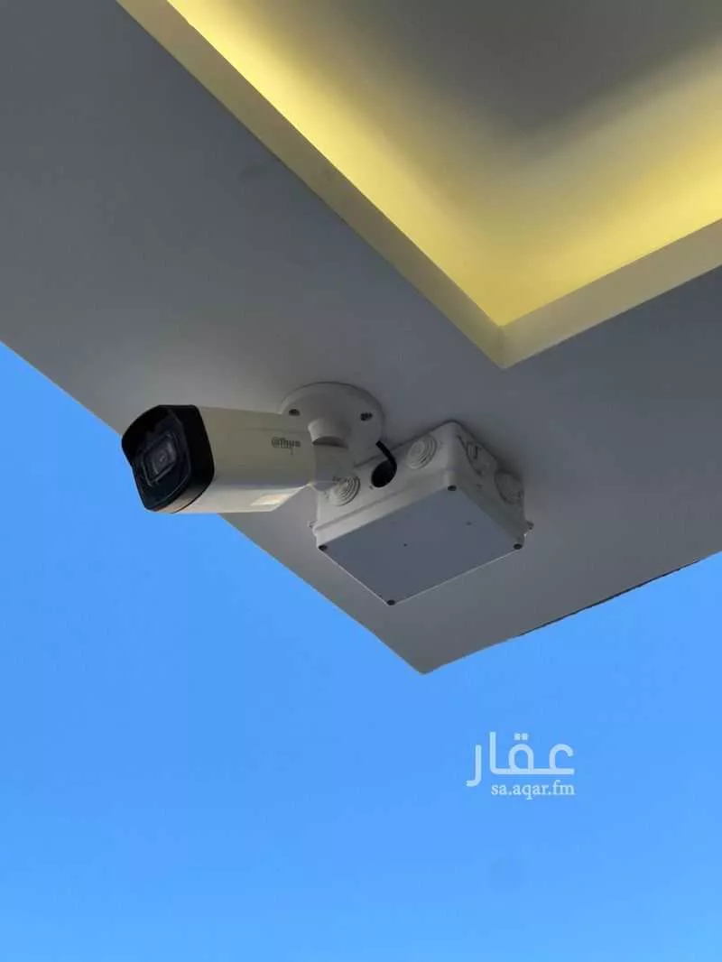 شقة 4 غرف في النزهة 5