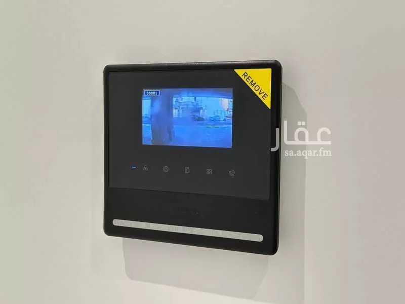 شقة 4 غرف في النزهة 4