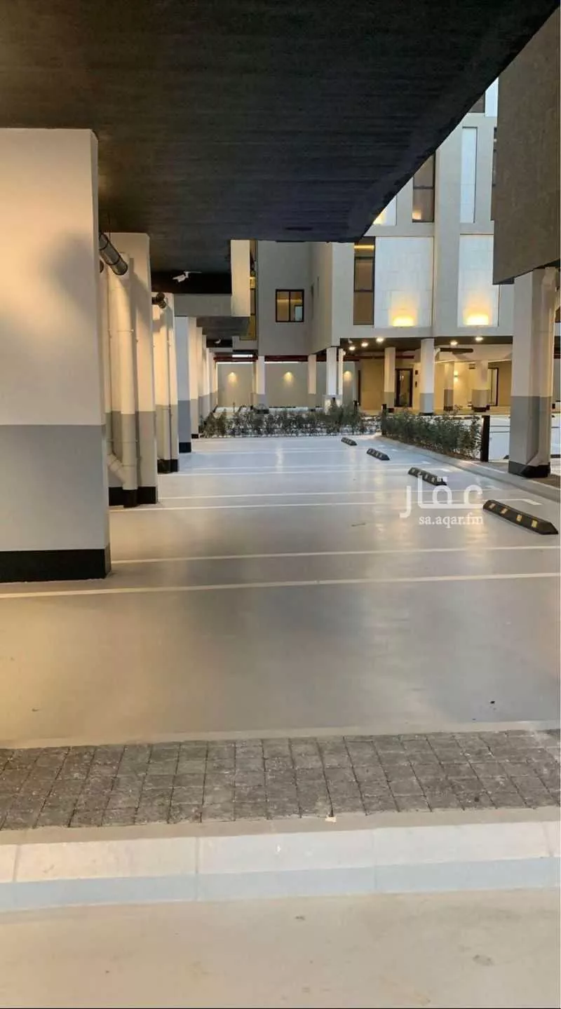 شقة 4 غرف في الحمرا 5