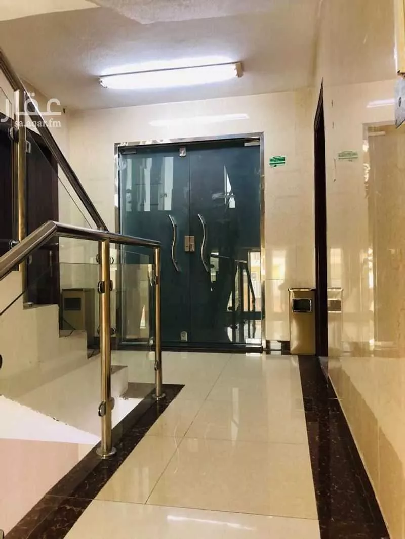 496 sqm building in Al Tubayshi 3