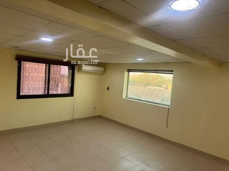 496 sqm building in Al Tubayshi 5