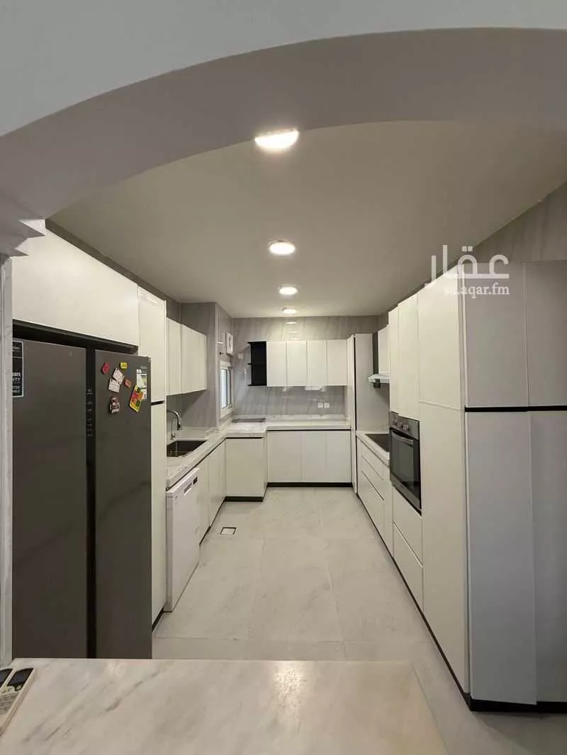 3 bedroom apartment in Al Aqiq 4