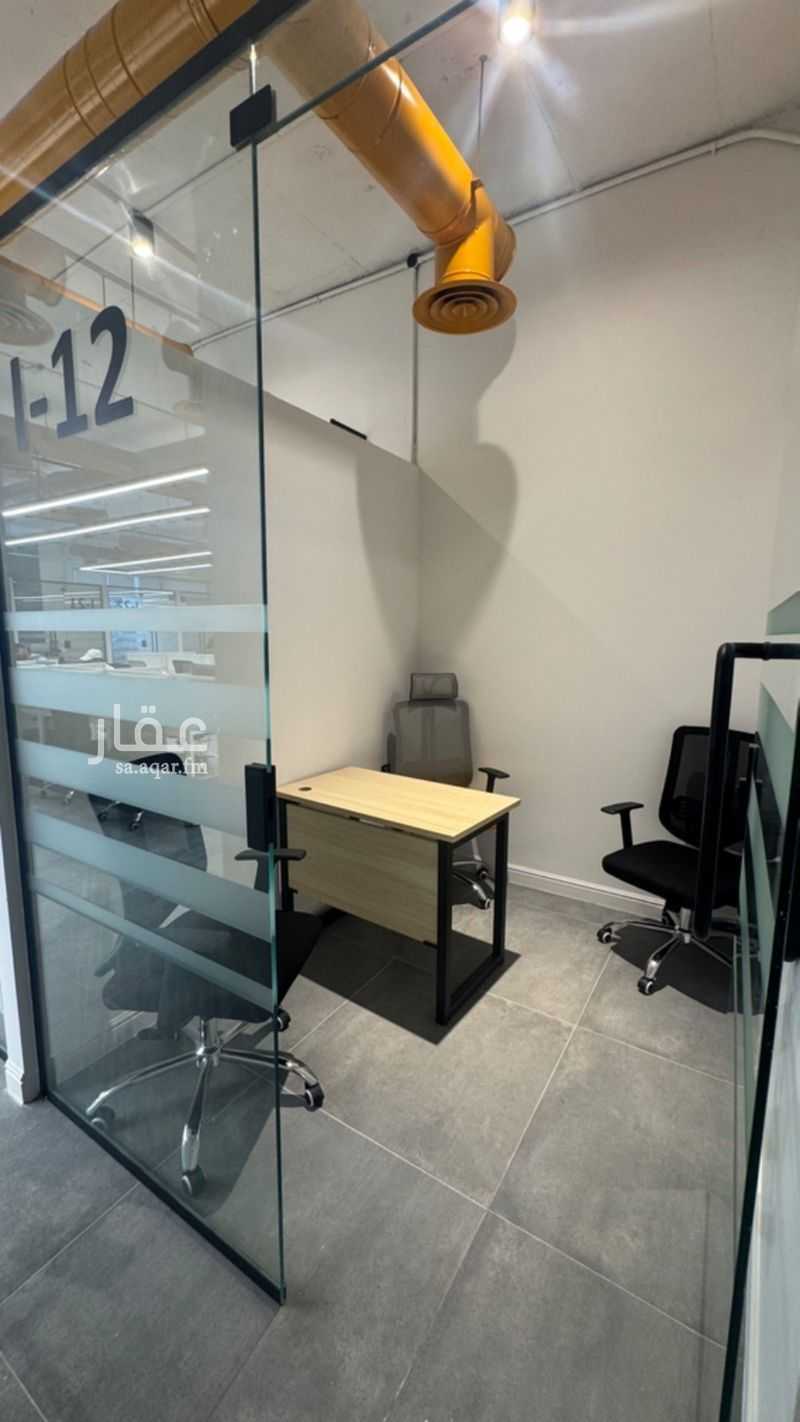 9 bedroom office in Ar Rayan, Riyadh 3