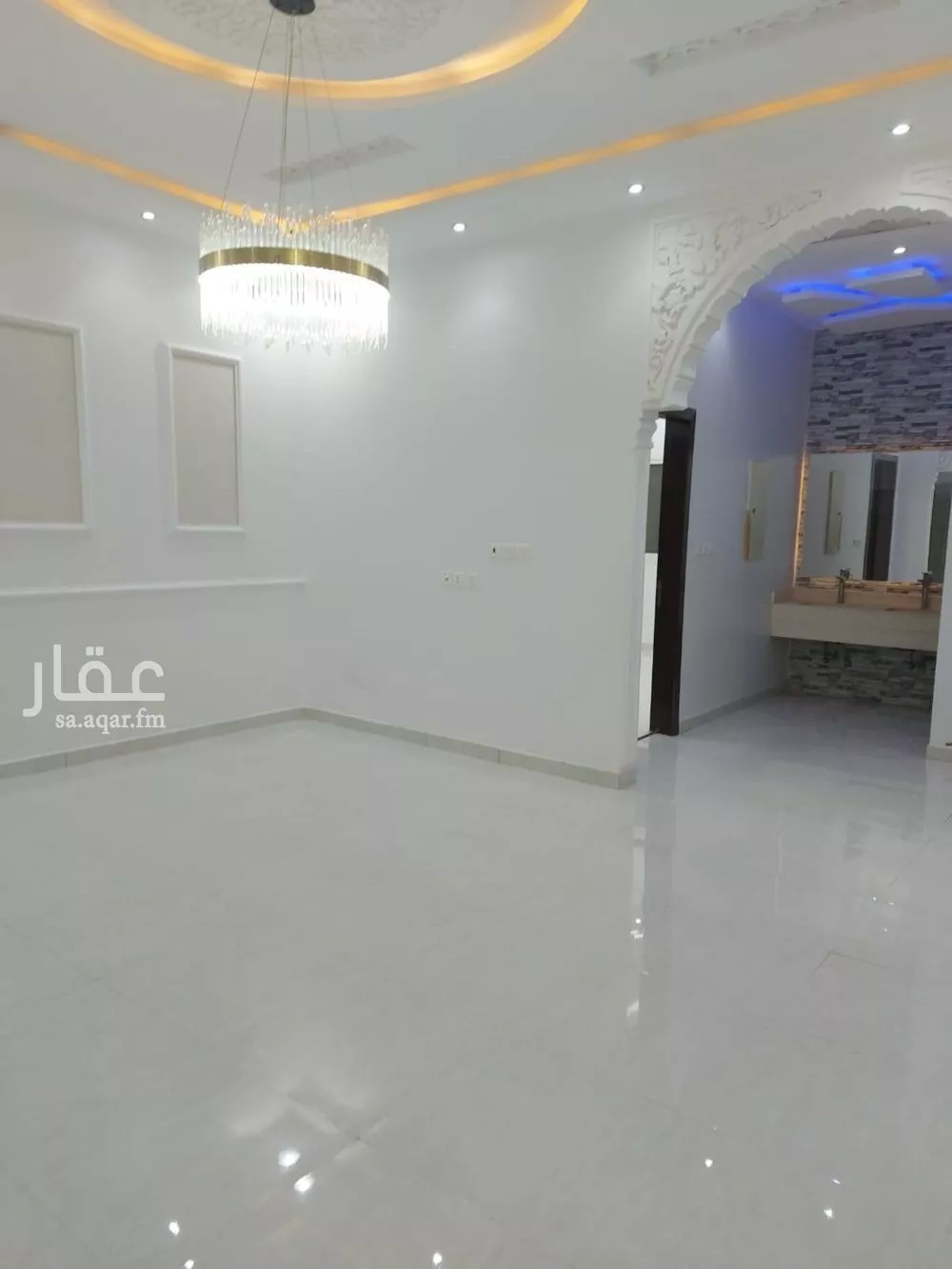 6 bedroom floor in Badr 4