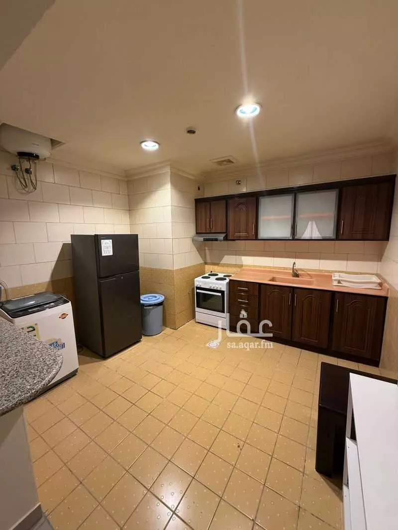 شقة 3 غرف في العليا 5