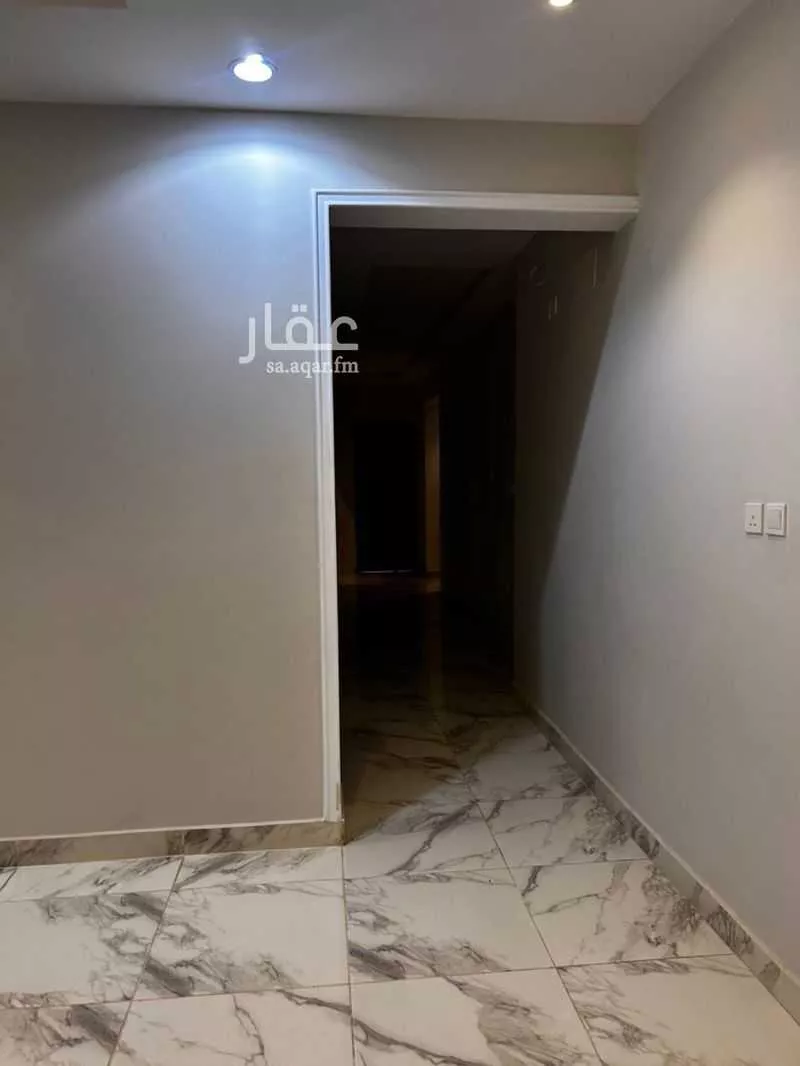 فيلا 8 غرف في البشائر 4