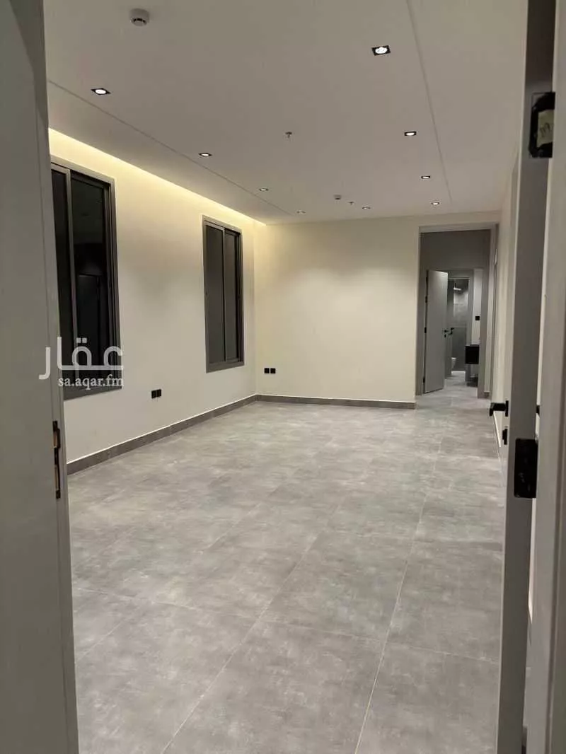 4 bedroom apartment in Al Rimal, Riyadh 4