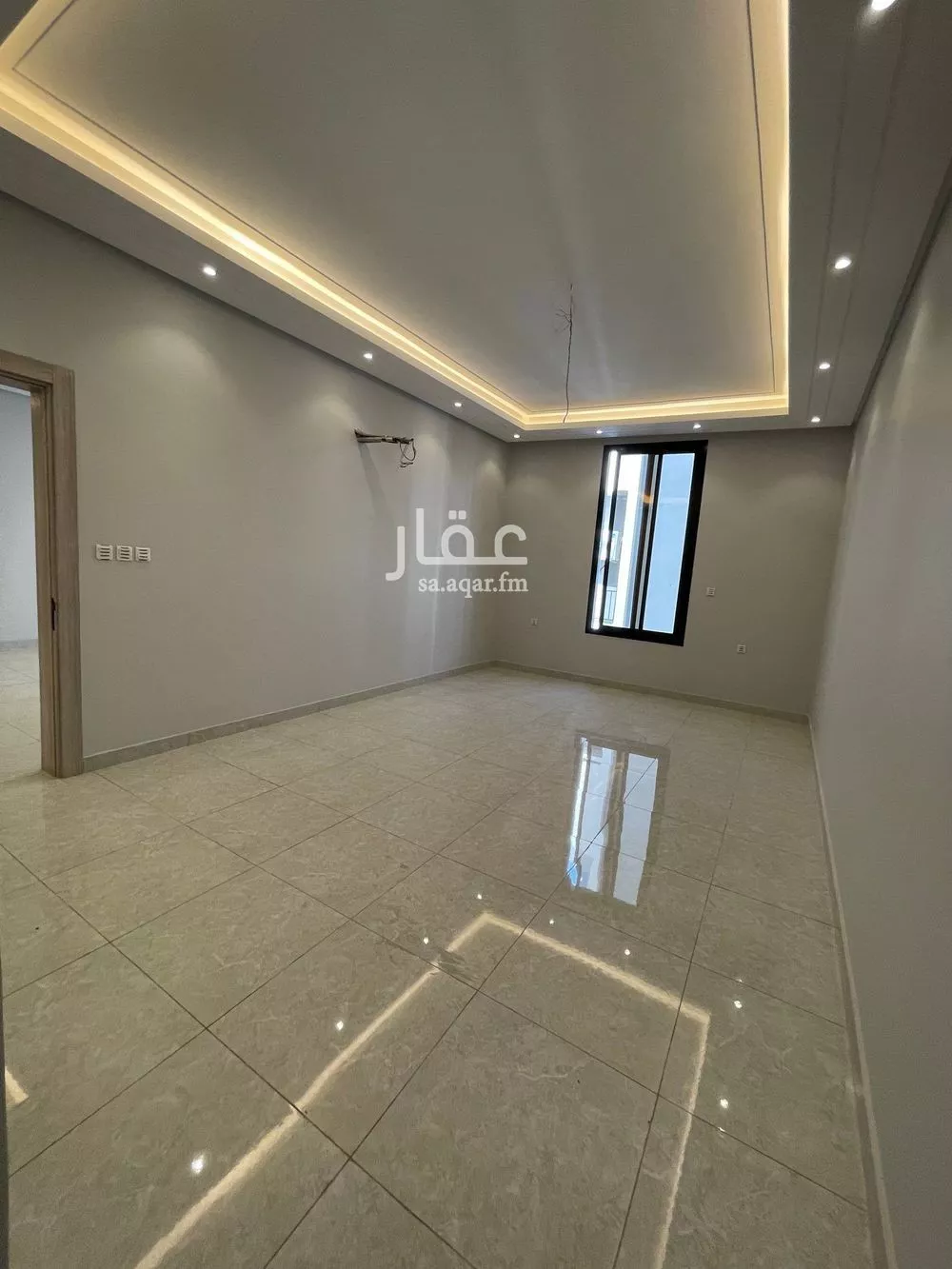 شقة 5 غرف في الورود 4