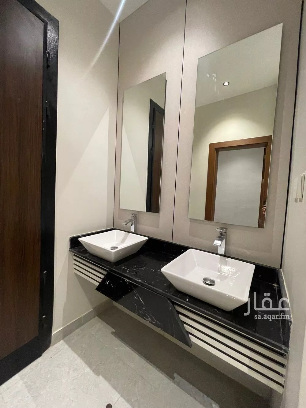 شقة 6 غرف في الفيحاء 4