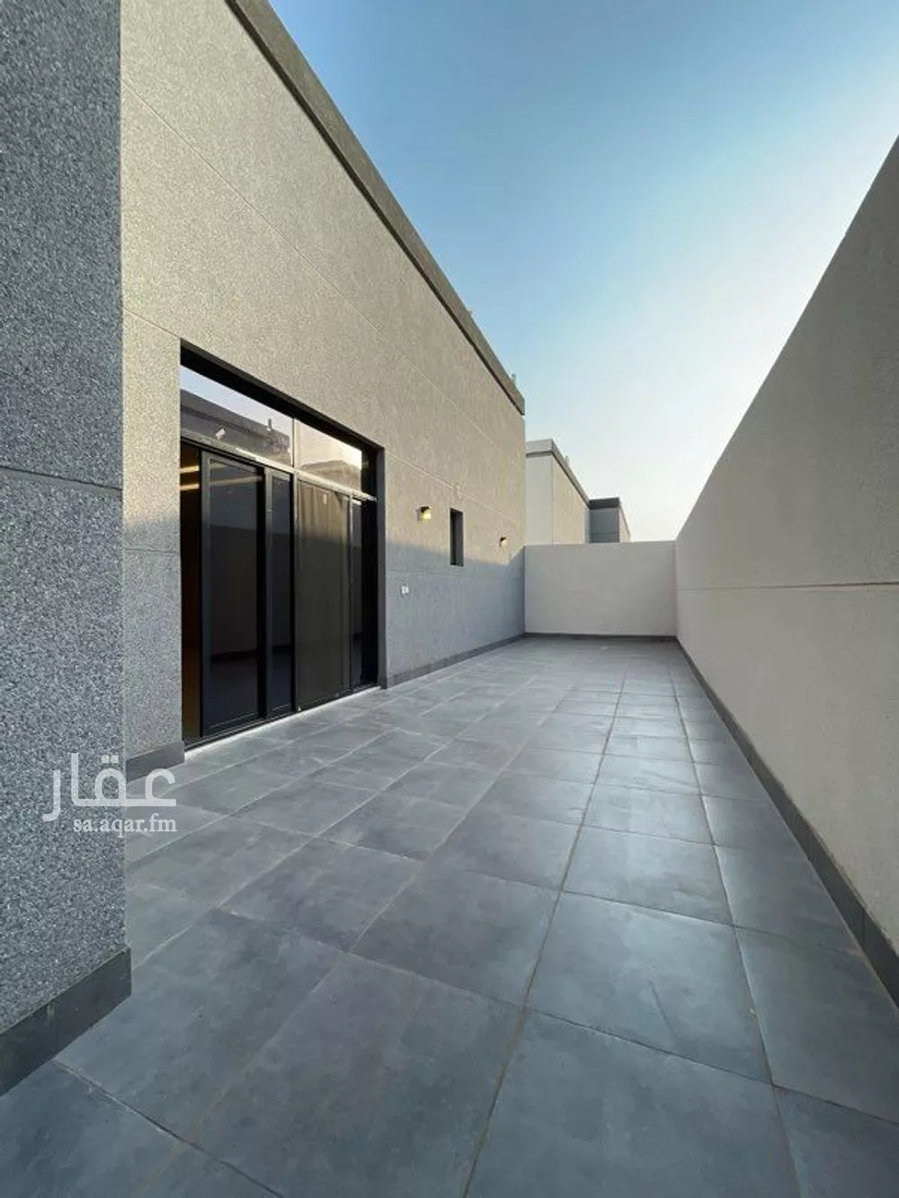 شقة 5 غرف في الورود 1