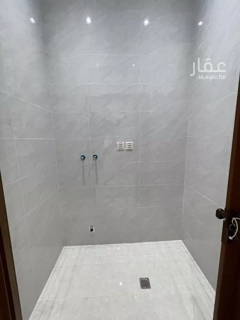 4 bedroom apartment in Al Aziziyah, Jeddah 6