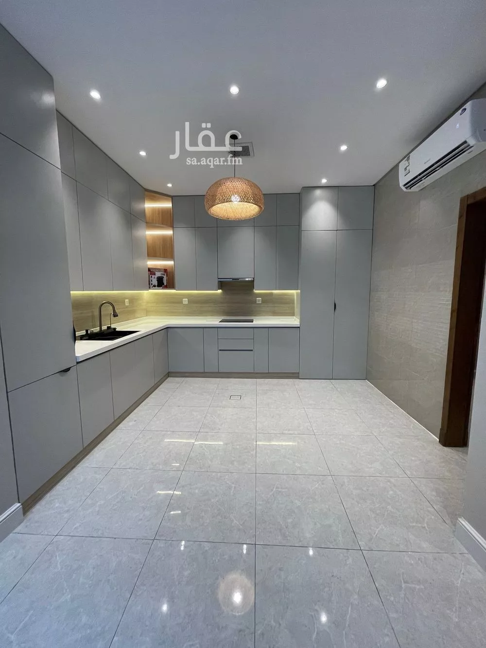 شقة 7 غرف في الورود 2