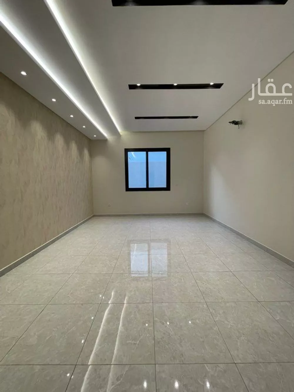 شقة 5 غرف في الورود 3