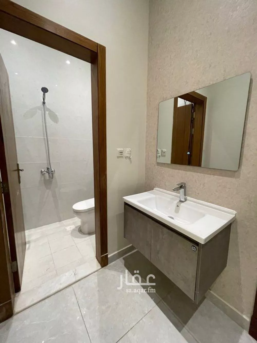 شقة 5 غرف في المروة 2